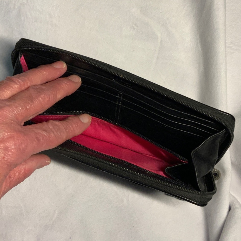 Black and Tan Wallet Wristlet - Picture 2 of 4
